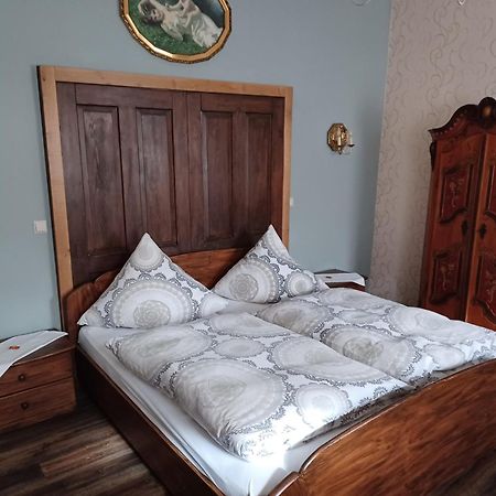 Gaestehaus Frevel Münstermaifeld Extérieur photo